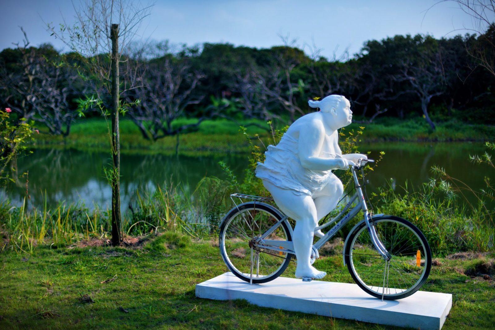 Xu Hongfei, Contro Vento l'EstroVerso Grazia Calanna